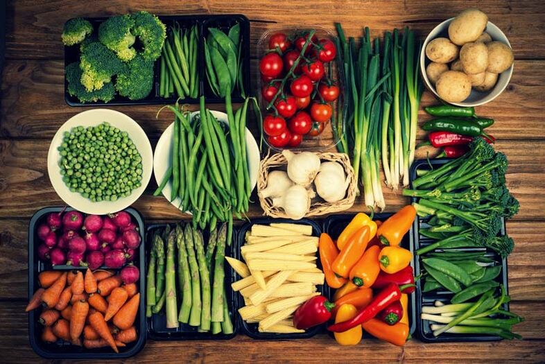 Il modo principale in cui i parassiti entrano nel corpo è attraverso il consumo di verdure non lavate.